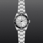 m7943a1a0nu 0002 frontfacing gr std