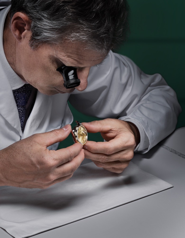 rolex servicing 2234 rolex sav retailers 104 estimation verification no de serie boite v5 portrait