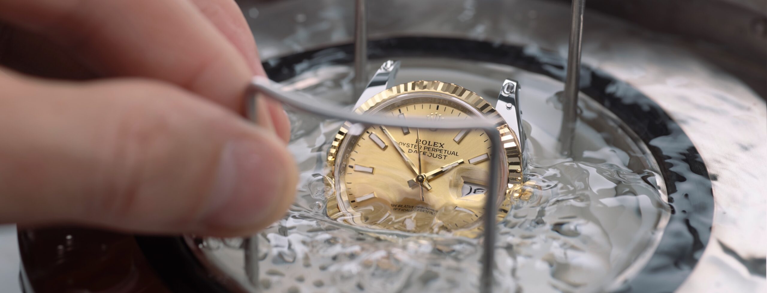 rolex servicing procedure 2234 rolex sav corporate 66 controle etancheite fathometre v2 landscape scaled