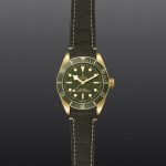 M79018V 0001 grey aperto