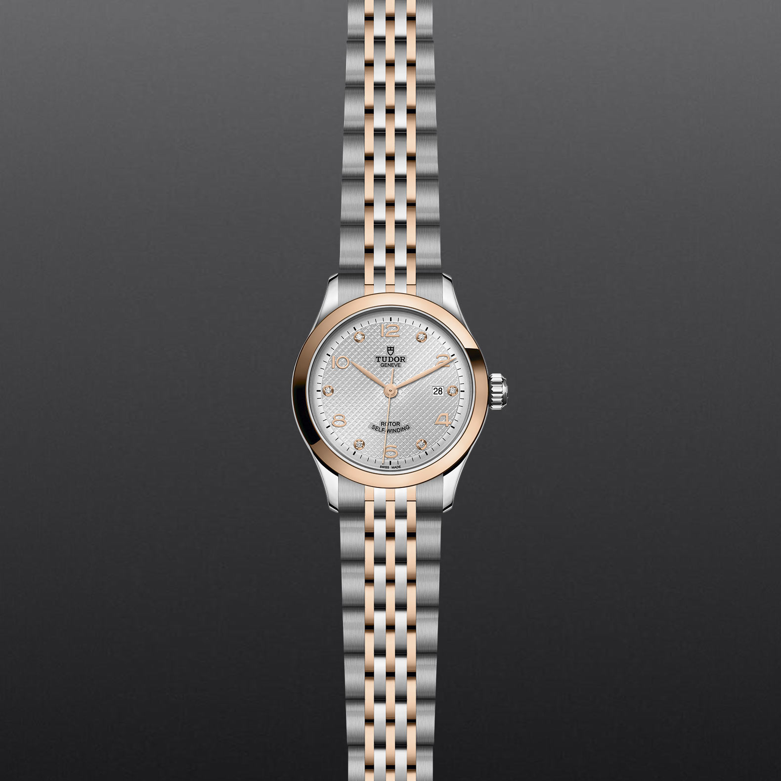 M91351 0002 grey aperto